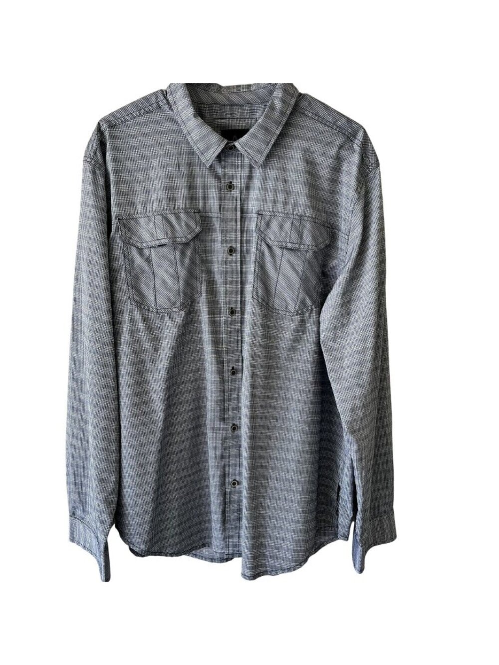Prana Mens long sleeved shirt sz XL front pockets polyester vents outdoor hiking